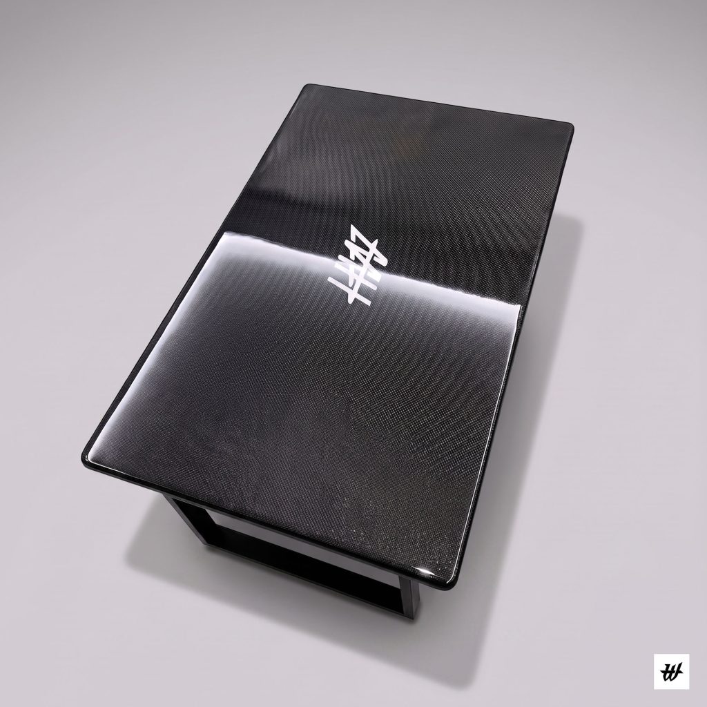 whatthehes_carbo-coffee-table_2